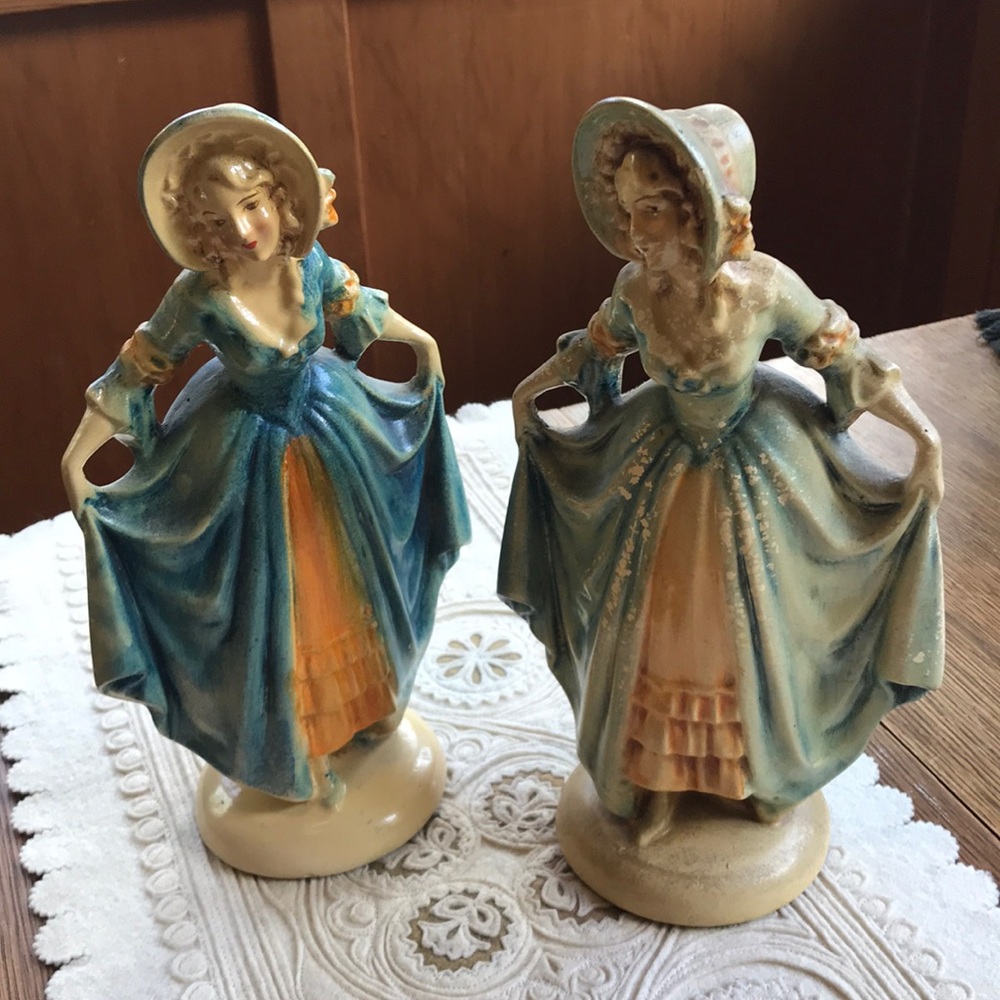 Vintage Chalkware Figurines